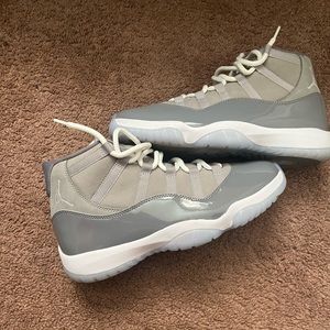 Cool Grey 11
